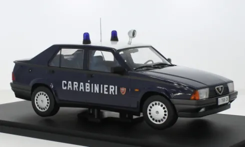 Alfa Romeo 75, 1991, Carabineri, 1:18, Triple 9 Collection