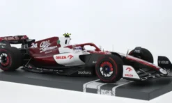 Alfa Romeo C42, Formel 1, GP Bahrain, 2022, Alfa Romeo F1 Team Orlen, Orlen, #24, G.Zhou, 1:18, Minichamps