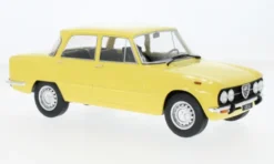 Alfa Romeo Giulia Nuova Super, hellgelb, 1974, 1:18, MCG