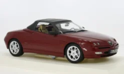 Alfa Romeo Spider, rot, 1999, 1:18, Norev