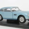 Aston Martin DB5, hellblau, 1:18, Solido