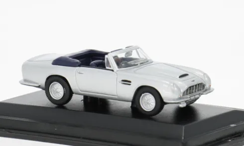 Aston Martin DB6 MK II, silber, 1:76, Oxford