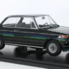 BMW 2002 Alpina, schwarz/Dekor, 1974, 1:18, KK Scale