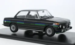 BMW 2002 Alpina, schwarz/Dekor, 1974, 1:18, KK Scale