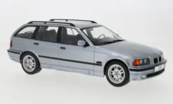 BMW 3er (E36) Touring, blau, 1995, 1:18, MCG
