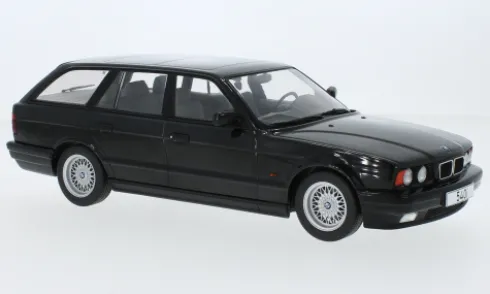 BMW 5er (E34) Touring, schwarz, 1991, 1:18, MCG