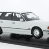 BMW 5er Touring (E34), weiss, 1996, 1:18, Triple 9 Collection