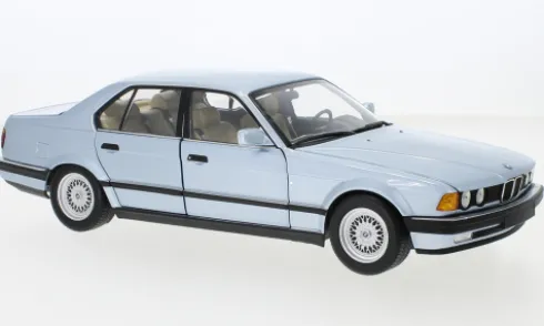 BMW 730i (E32), hellblau, 1986, 1:18, Minichamps