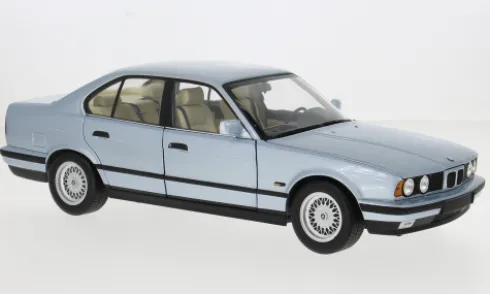 BMW 535i (E34), hellblau, 1988, 1:18, Minichamps