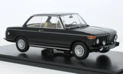 BMW L2002 tii, schwarz, 1974, 1:18, KK Scale