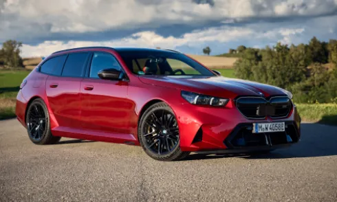 BMW M5 Touring, rot, 2025, 1:18, GT Spirit