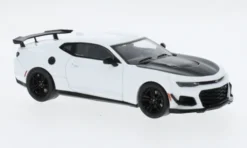 Chevrolet Camaro ZL1 1LE, weiss/schwarz, 2019, 1:43, IXO