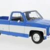 Chevrolet C10 Cheyenne Super, blau/weiss, 1974, 1:18, Maisto
