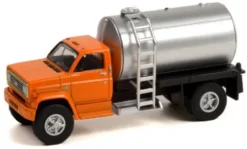 Chevrolet C-60 Fertilizer Truck, orange/silber, 1982, 1:64, Greenlight