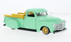 Chevrolet 3100 Pick Up, hellgrün, 1950, 1:24, Maisto