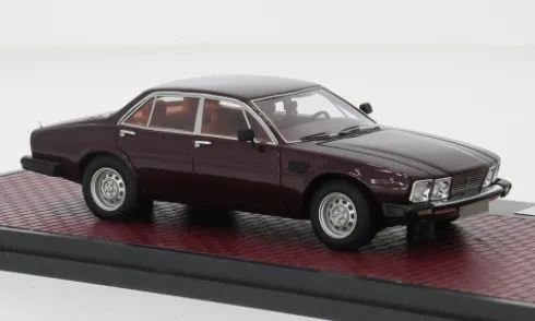 De Tomaso Deauville Series 2, dunkelrot, 1978, 1:43, Matrix