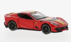 Ferrari 812 Competizione, rot/gelb, 1:64, Maisto
