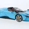 Ferrari Daytona SP3, hellblau/schwarz, 1:18, Bburago