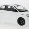 Fiat 500e Abarth, weiss, 2024, 1:18, MCG