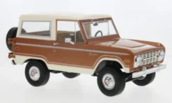 Ford Bronco Ranger, bronze/beige, 1973, 1:18, Greenlight