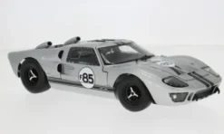 Ford GT40 MkII, silber, 1966, 1:18, Shelby Collectibles