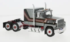 Ford LTL 9000, dunkelgrau/rot, 1978, 1:43, IXO