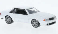 Ford Mustang LX, weiss, 1988, 1:64, Bburago