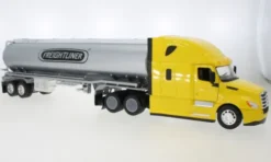 Freightliner Cascadia, gelb, 1:32, Welly