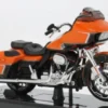 Harley Davidson CVO Road Glide, orange/schwarz, 2022, 1:18, Maisto