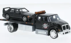 International Durastar Flatbed, schwarz, 2021, 1:64, Maisto