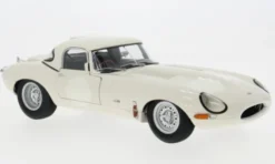 Jaguar E-Type Lightweight, weiss, 1:18, AUTOart