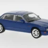 Jaguar XJ8 (X308), blau, 1998, 1:43, IXO