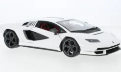 Lamborghini Countach LPI 800-4, weiss, 2021, 1:18, Maisto
