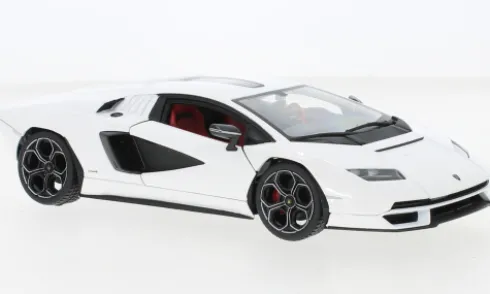 Lamborghini Countach LPI 800-4, weiss, 1:24, Bburago