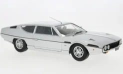 Lamborghini Espada S2, silber, 1970, 1:18, KK Scale