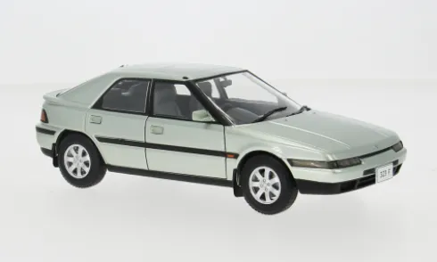 Mazda 323 F, hellgrün, 1989, 1:24, WhiteBox