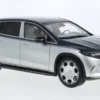Mercedes Maybach EQS 680 SUV (Z296), dunkelblau/silber, 1:18, I-NZG