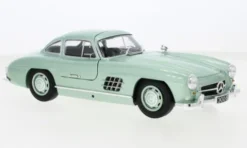 Mercedes 300 SL (W198), hellgrün, 1955, 1:18, Minichamps