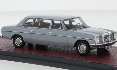 Mercedes -/8 (V114), hellgrau, 1969, 1:43, Matrix