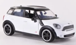 Mini Cooper S Countryman, weiss/schwarz, 1:24, Motormax
