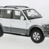 Mitsubishi Pajero V73, weiss, 1:18, Sun Star