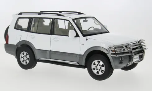 Mitsubishi Pajero V73, weiss, 1:18, Sun Star
