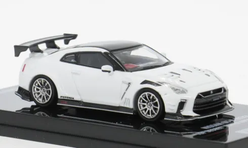Nissan GT-R (R35), weiss, 2021, 1:64, INNO64