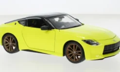 Nissan Z, hellgelb/schwarz, 2023, 1:24, Maisto