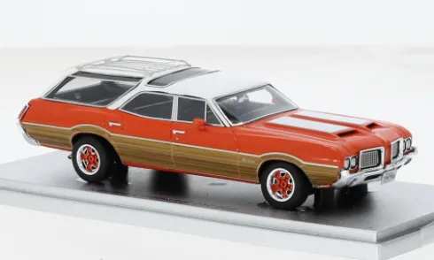 Oldsmobile Vista Cruiser 442, rot/Holzoptik, 1972, 1:43, Kess