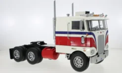 Peterbilt 352 Pacemaker, weiss/rot, 1977, 1:18, Road Kings
