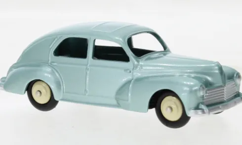 Peugeot 203, hellblau, Dinky Toys / DeAgostini
