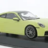 Porsche 911 (992.2) Carrera Coupe, gelb, 2024, 1:18, Minichamps