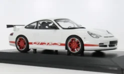 Porsche 911 GT3 RS, weiss/rot, 2002, 1:18, Minichamps