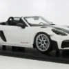 Porsche 718 Spyder RS, weiss/schwarz, 2023, 1:12, Schuco